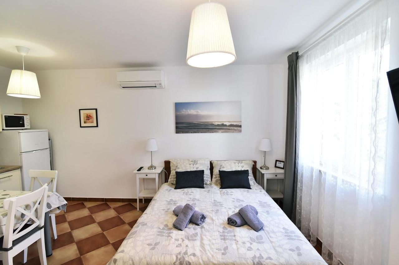 Apartments Luni バスカ エクステリア 写真