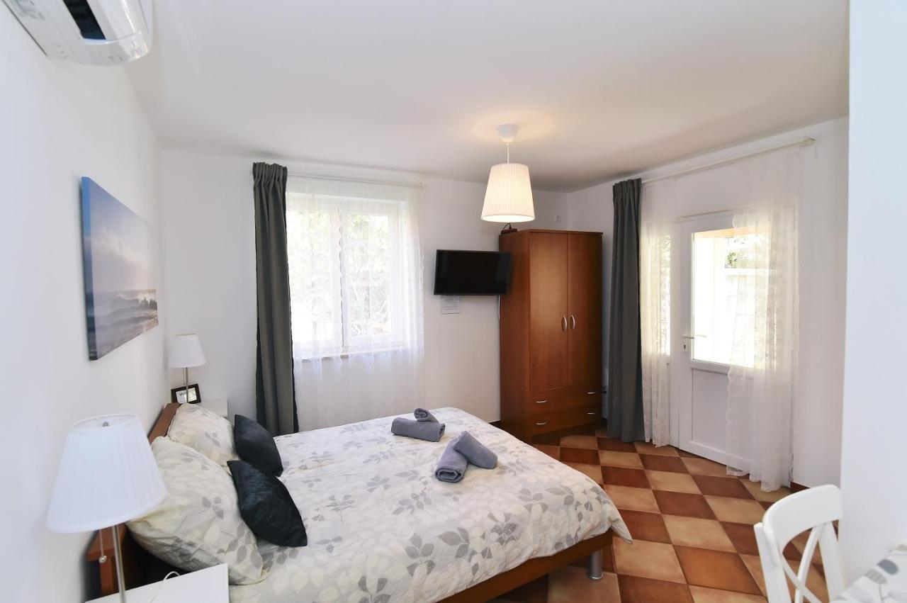 Apartments Luni バスカ エクステリア 写真